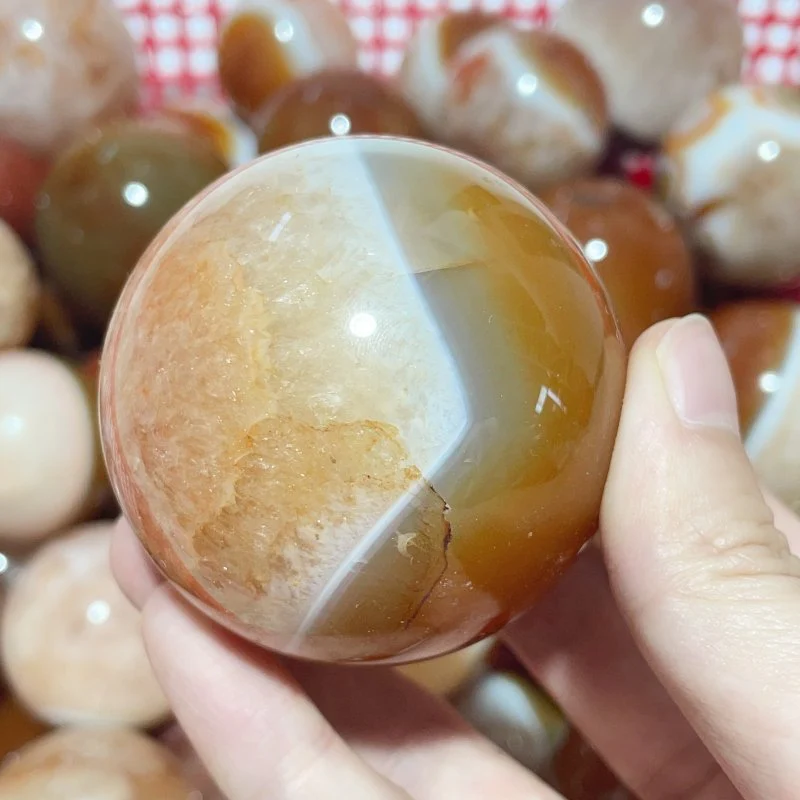 1.5-2.7in Carnelian Mixed Quartz Stripe Spheres Wholesale - Image 4