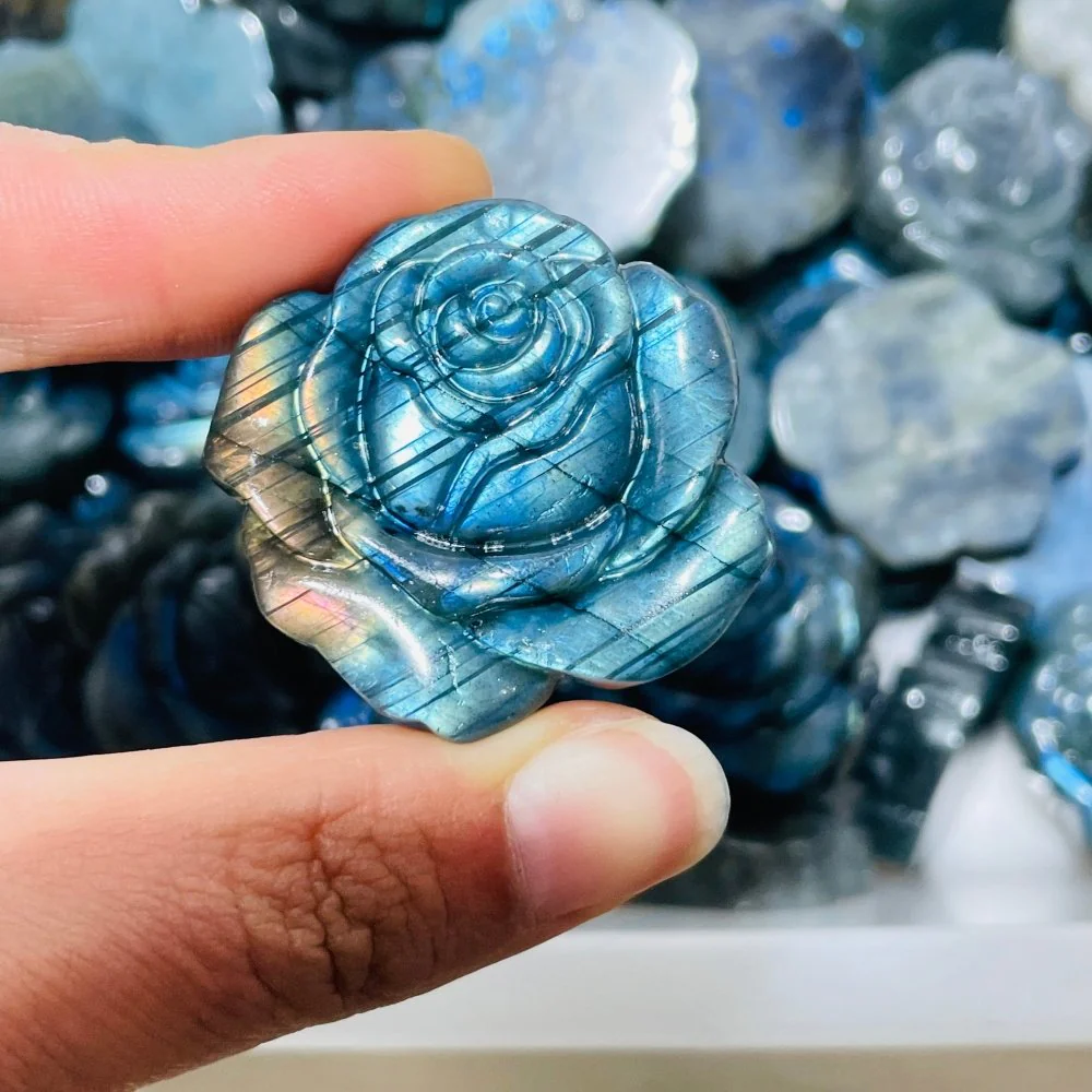 1.5Inch High Quality Labradorite Stone Flower Carving Wholesale - Image 4