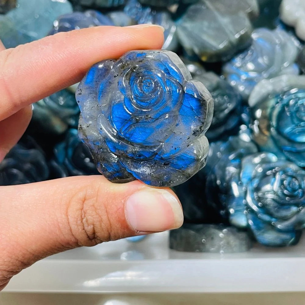 1.5Inch High Quality Labradorite Stone Flower Carving Wholesale - Image 5