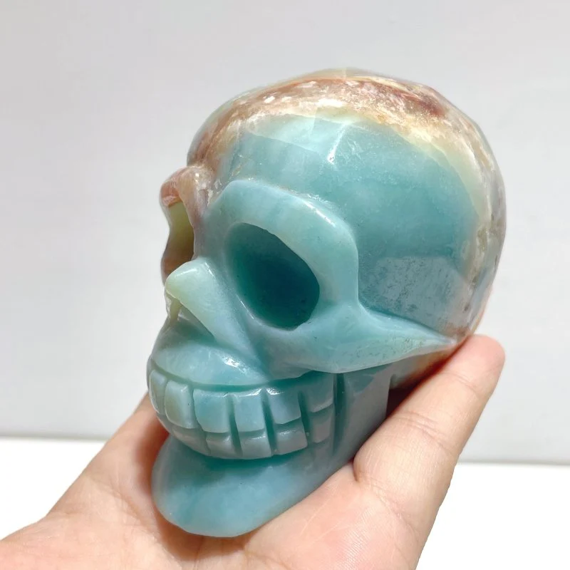 10 Pieces Caribbean Calcite Skull Carving - Image 2
