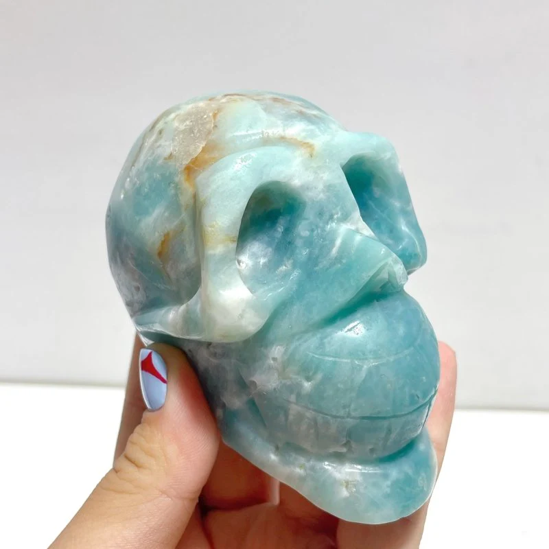 10 Pieces Caribbean Calcite Skull Carving - Image 4