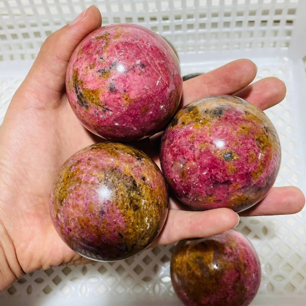 10 Pieces Red Rhodonite Mixed Quartz Spheres - Image 2