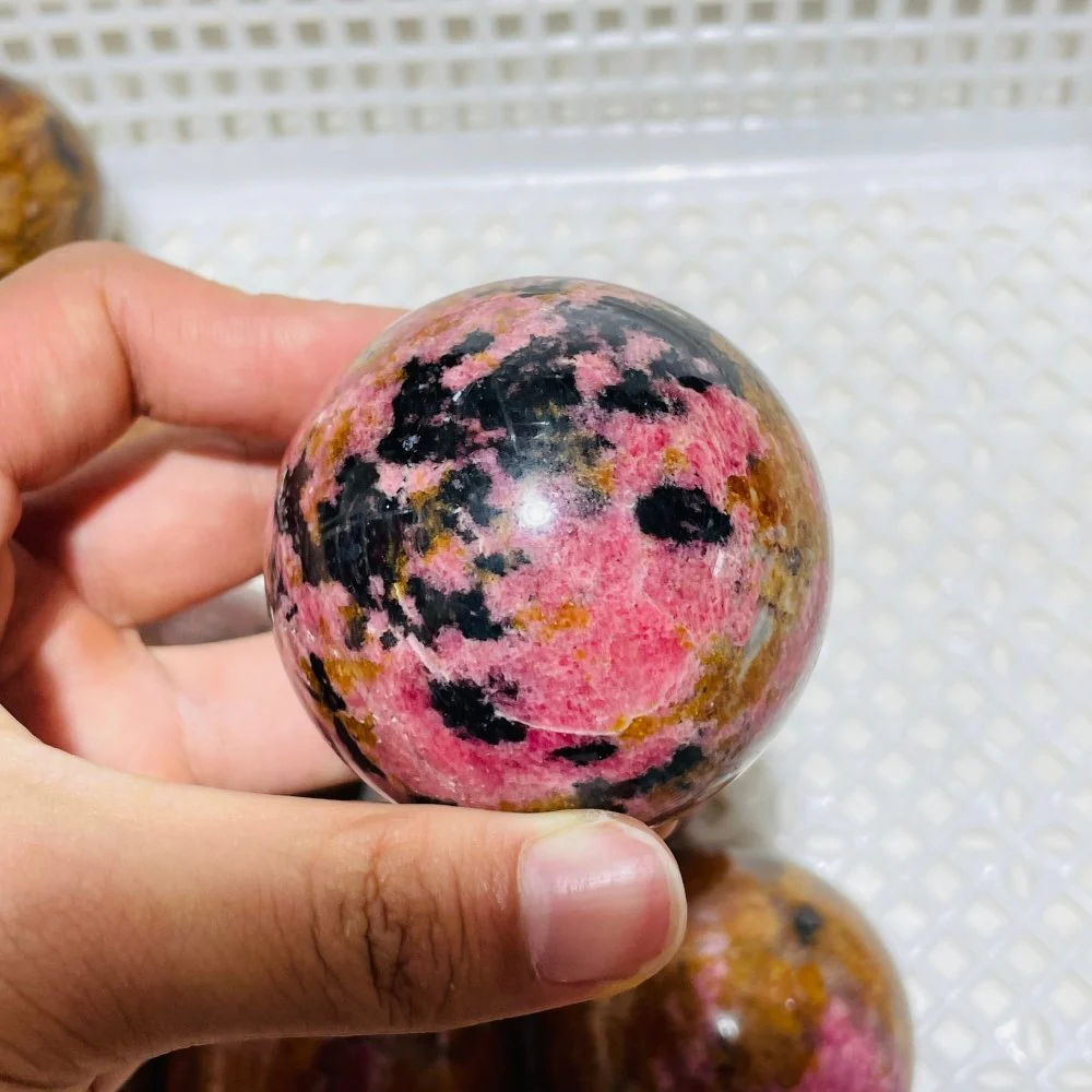 10 Pieces Red Rhodonite Mixed Quartz Spheres - Image 5