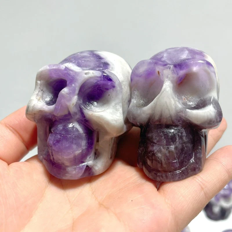 11 Pieces Chevron Amethyst Skull Carving - Image 5