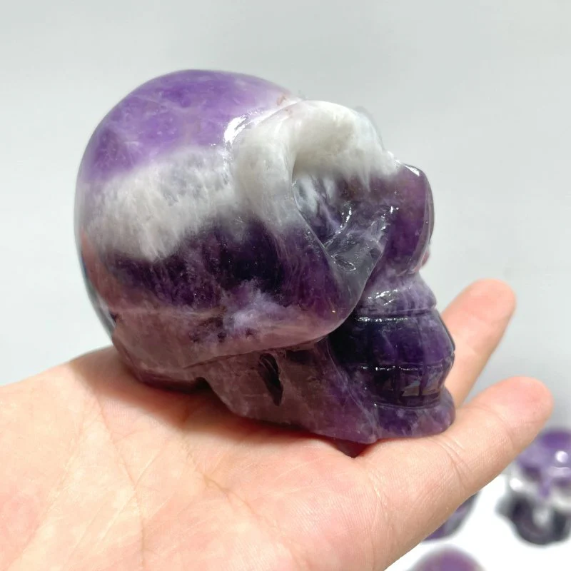 11 Pieces Chevron Amethyst Skull Carving - Image 6