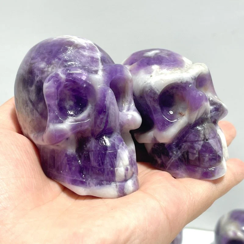 11 Pieces Chevron Amethyst Skull Carving - Image 6