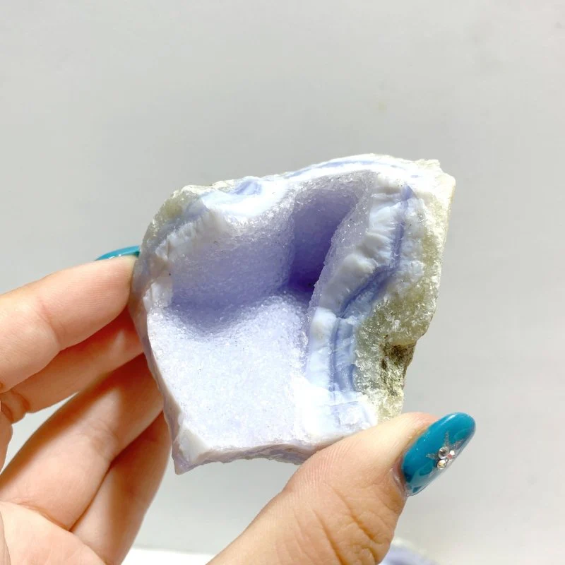 11 Pieces Geode Blue Chalcedony Druzy - Image 3