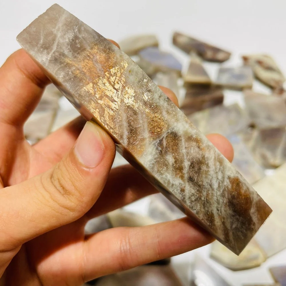 66 Pieces High Quality Blue Moonstone Mixed Sunstone Free Form - Image 3