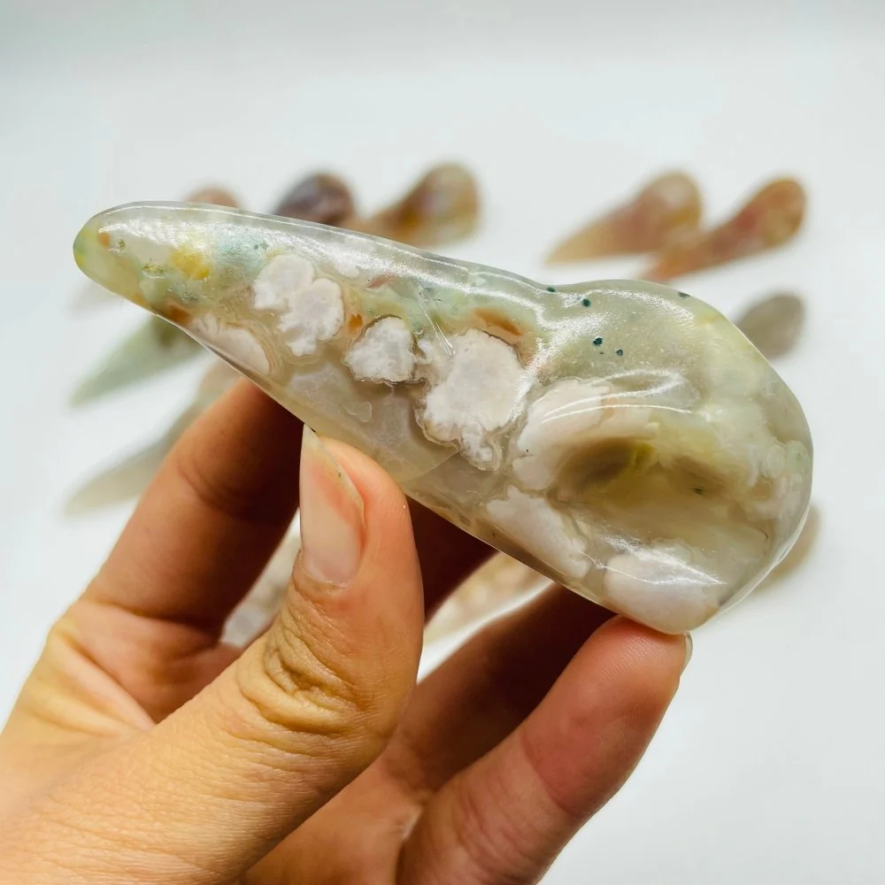 23 Pieces High Quality Sakura Flower Agate Crow Skull Carving - Image 3