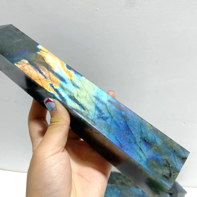 6 Pieces Beautiful Flash Labradorite Four-sided Tower Point - Image 5