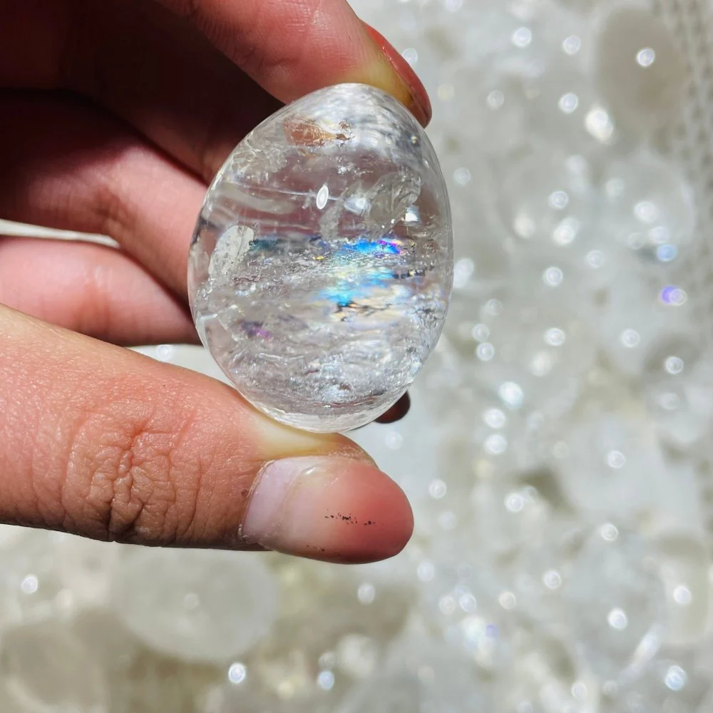 132 Pieces Rainbow Clear Quartz Tumbled - Image 2