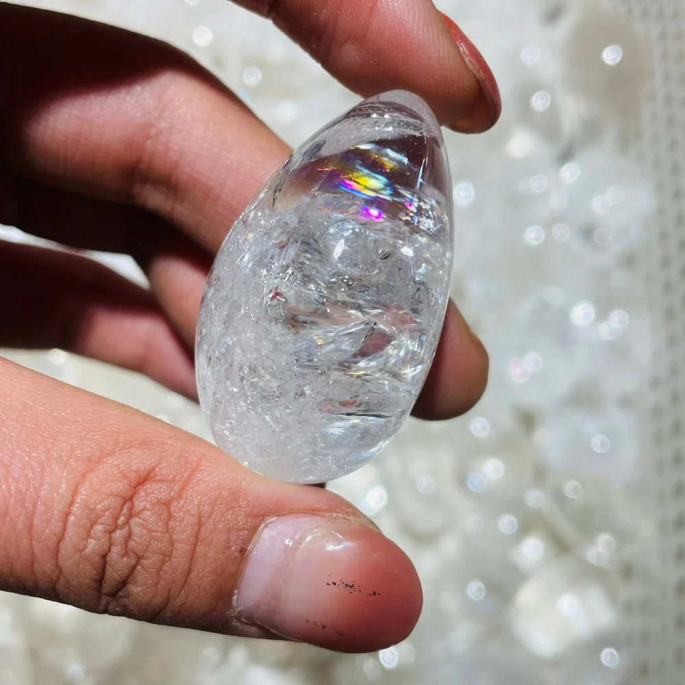 132 Pieces Rainbow Clear Quartz Tumbled - Image 4