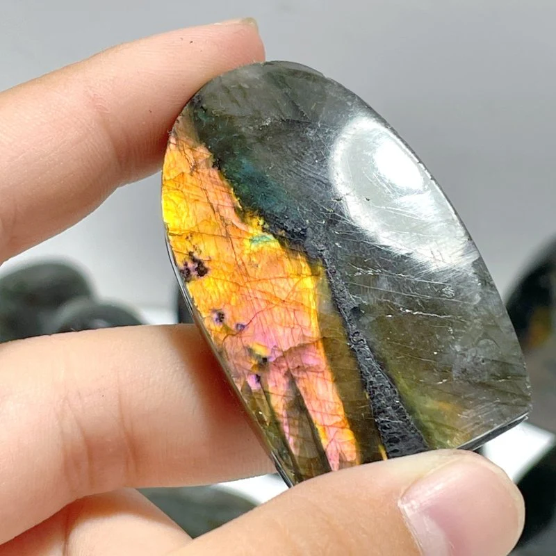 33 Pieces Labradorite High Quality Polished Free Form - Image 7