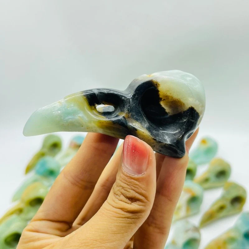 30 Pieces Beautiful Caribbean Calcite Crow Skull Carving - Image 5