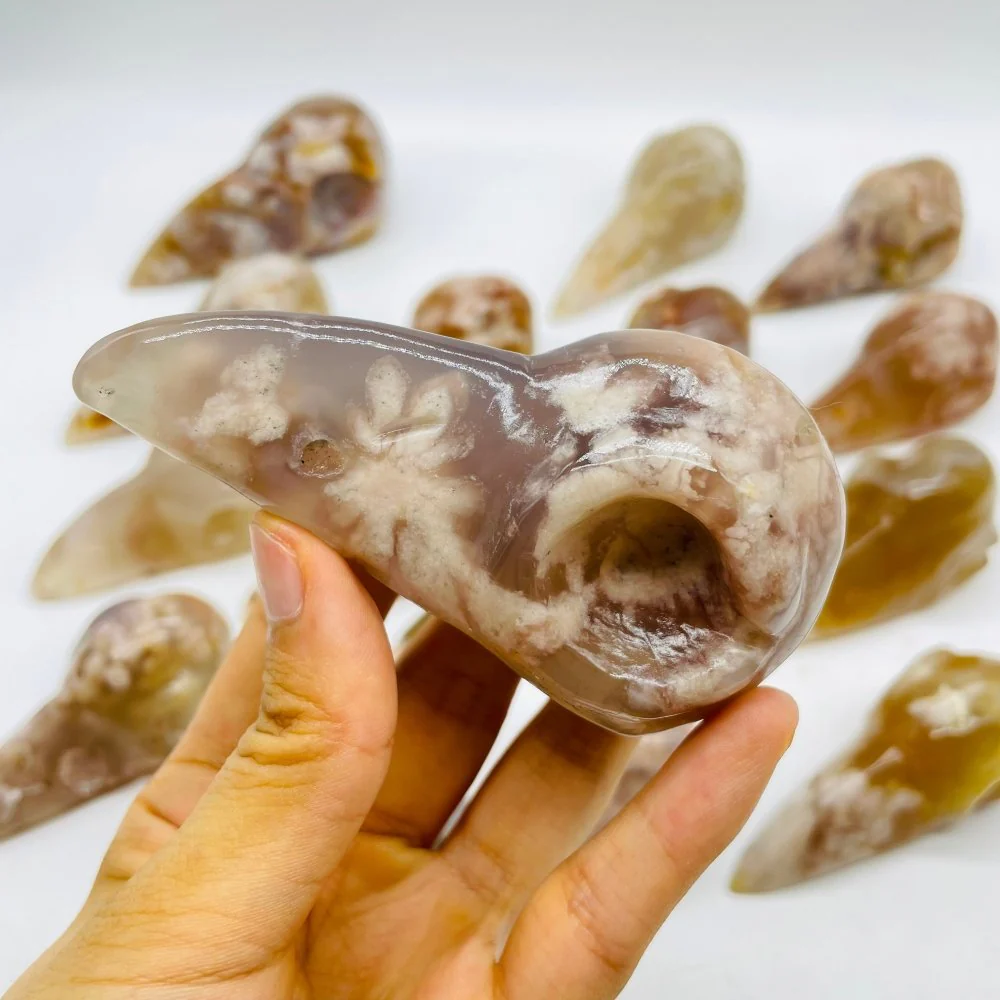 16 Pieces High Quality Sakura Agate Crow Skull Carving - Image 7
