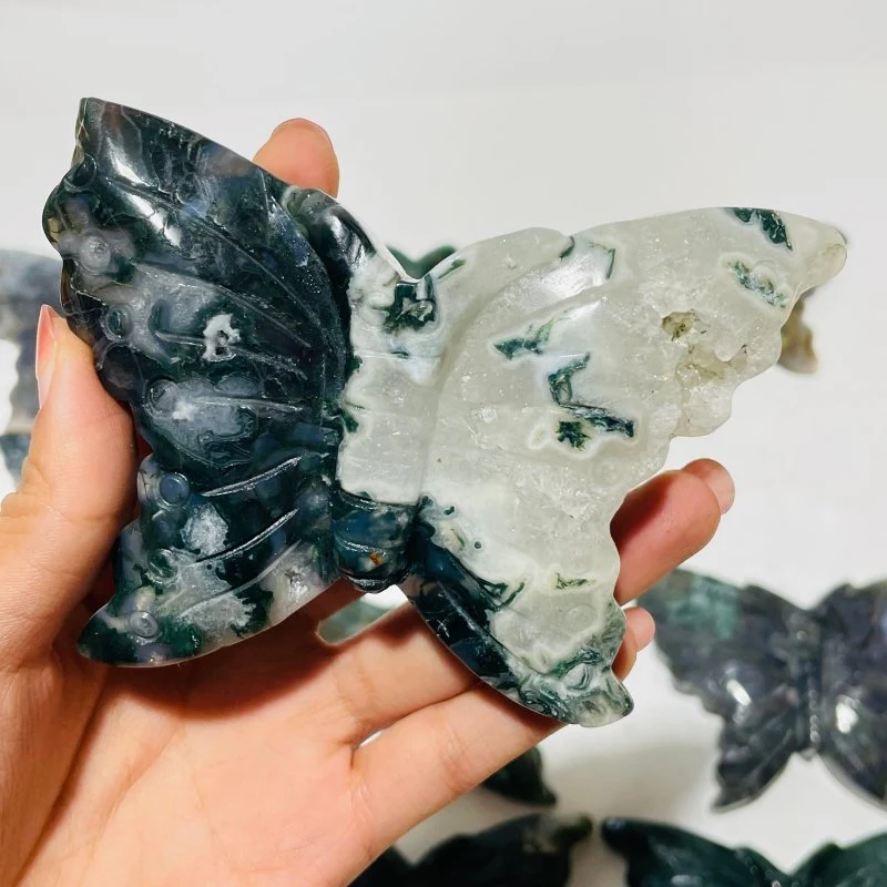 12 Pieces Moss Agate Butterfly Carving - Image 5