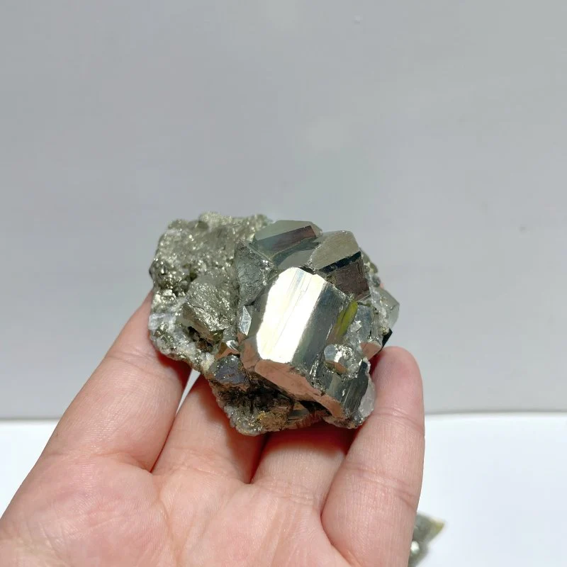 16 Pieces Pyrite Mixed Clear Quartz Cluster Specimen For Collection - Image 2