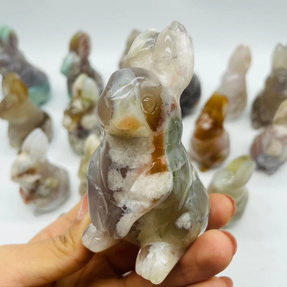17 Pieces High Quality Sakura Flower Agate Rabbit Carving - Image 4