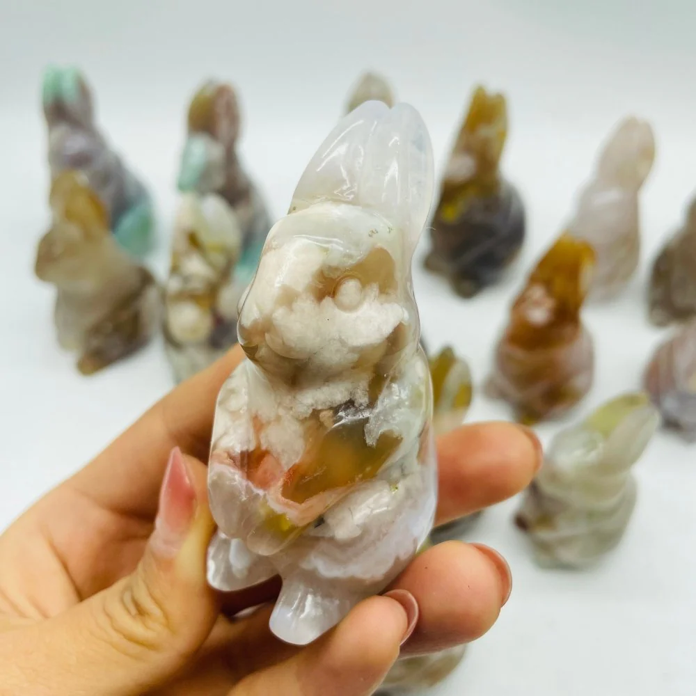 17 Pieces High Quality Sakura Flower Agate Rabbit Carving - Image 9