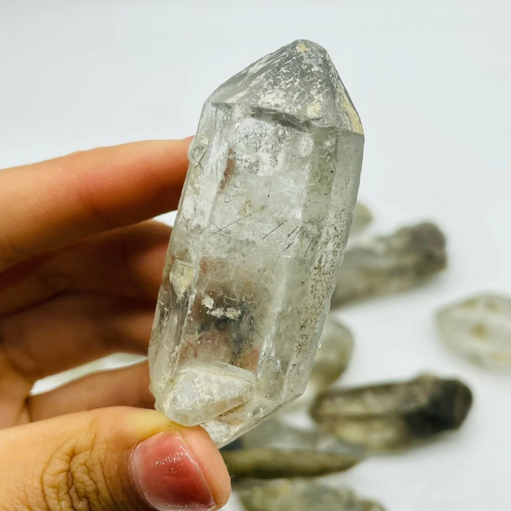 17 Pieces Raw Black Rutile Crystals - Image 7