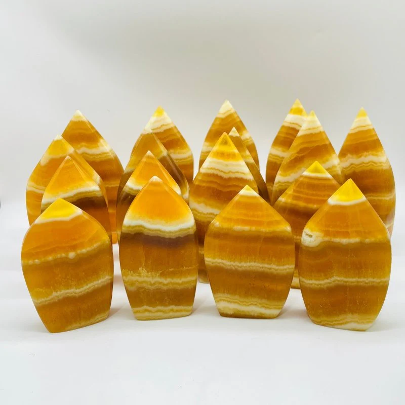 17 Pieces Yellow Calcite Flat Point 5.2kg - Image 2