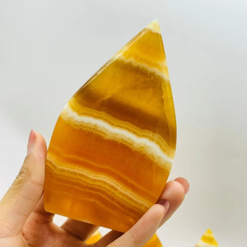 17 Pieces Yellow Calcite Flat Point 5.2kg - Image 6