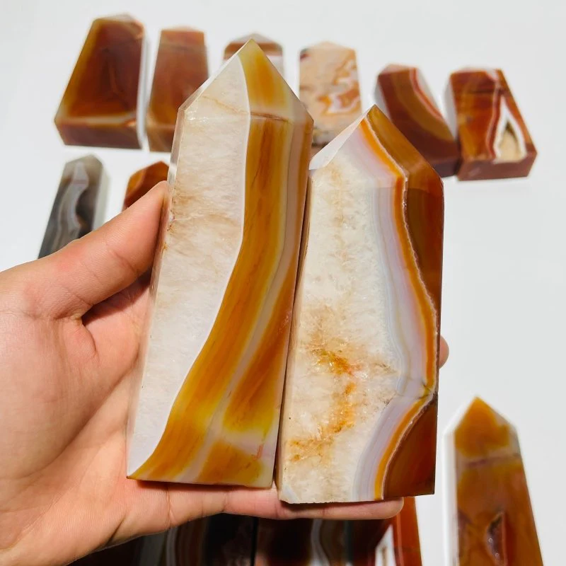 18 Pieces Natural Carnelian Four-Sided Points - Image 5