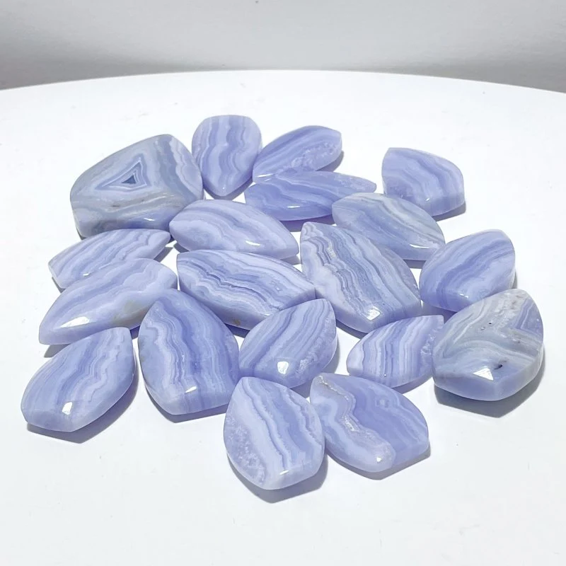 19 Pieces Blue Lace Agate Arrow Head Shape - Image 2