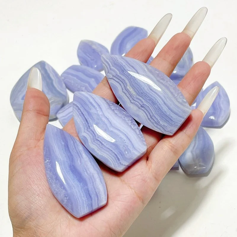 19 Pieces Blue Lace Agate Arrow Head Shape - Image 4