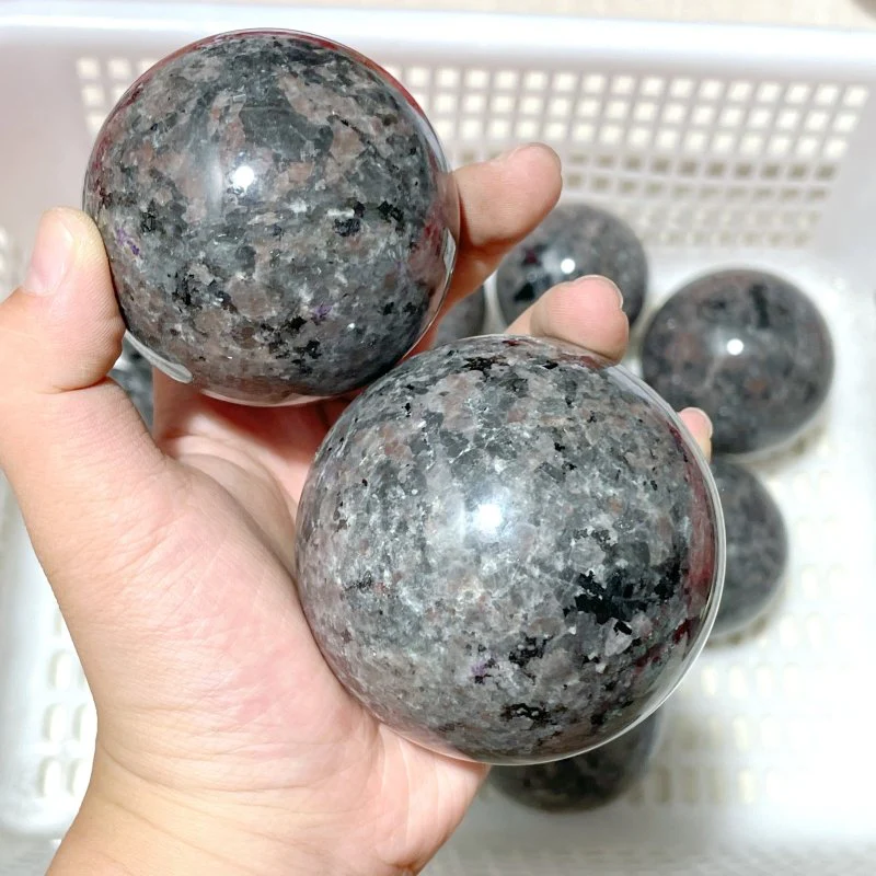 11 Pieces Yooperlite Crystal Spheres(UV-Reactive) - Image 4