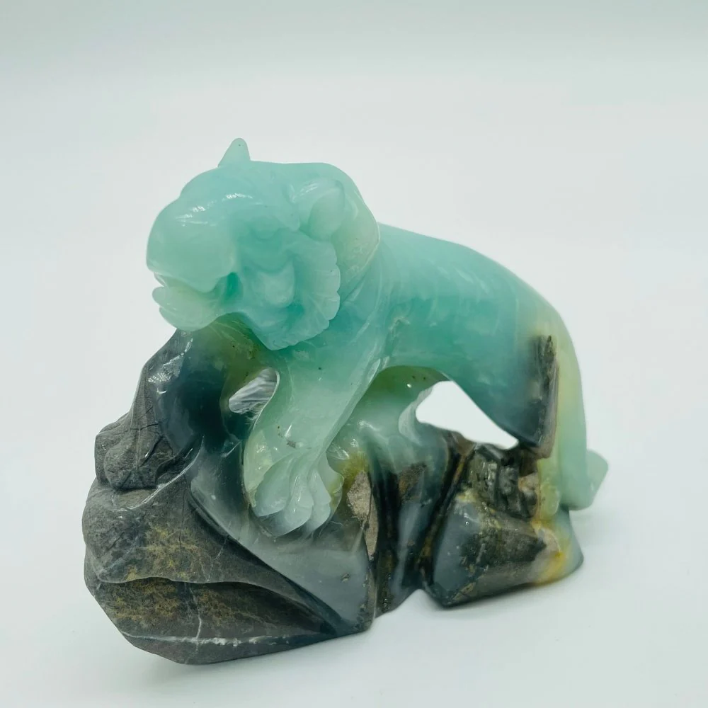 2 Pieces Caribbean Calcite Tiger Carving - Image 6