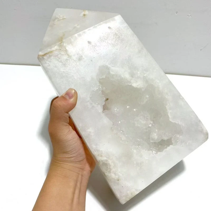 2 Pieces Large Geode Druzy White Moss Agate Four-sided Points - Image 4