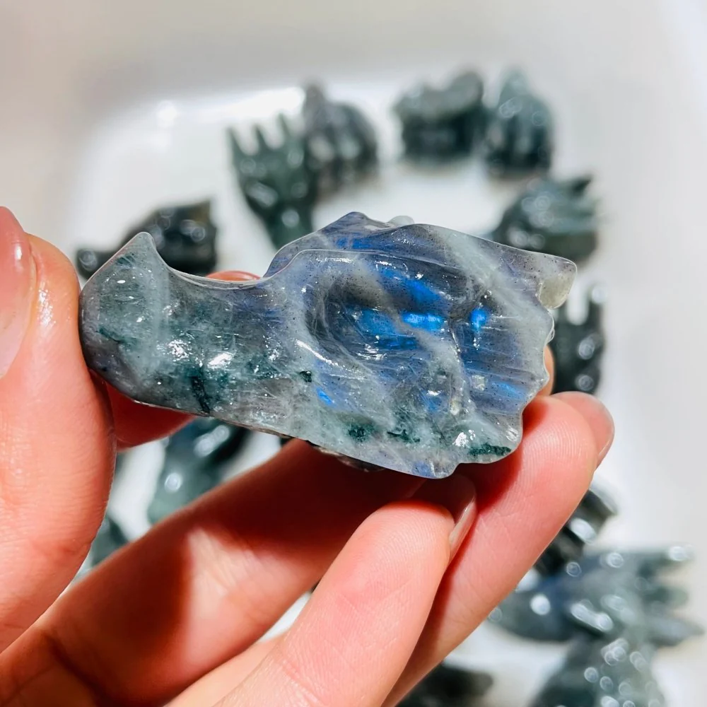 21 Pieces Labradorite Dragon Head Carving - Image 2