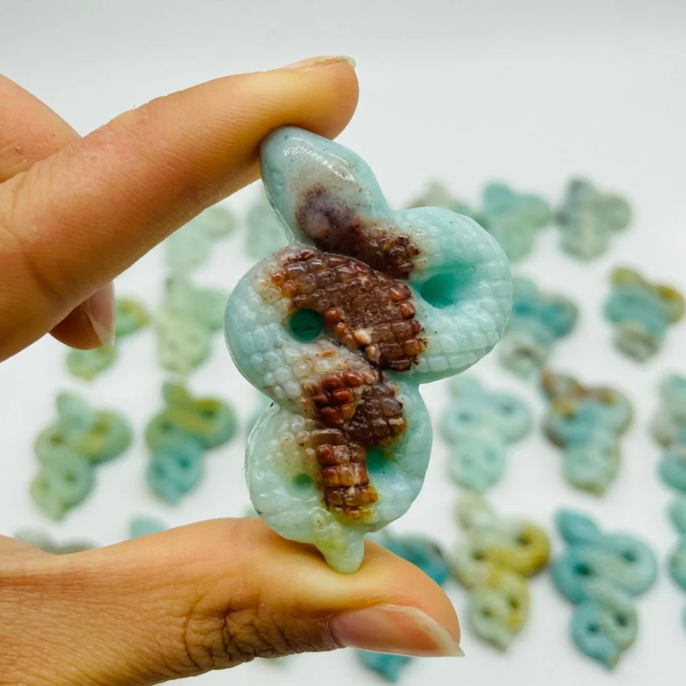 28 Pieces Blue Caribbean Calcite Snake Carving - Image 4