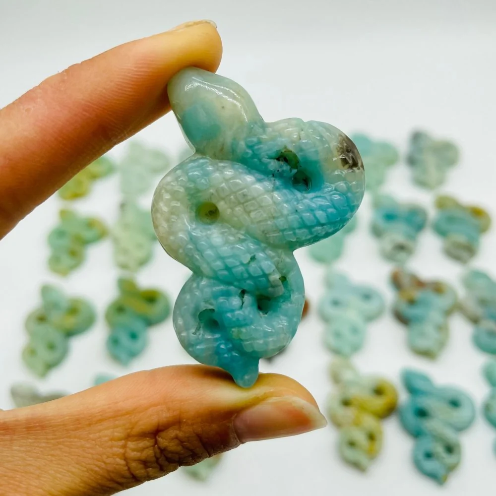 28 Pieces Blue Caribbean Calcite Snake Carving - Image 5