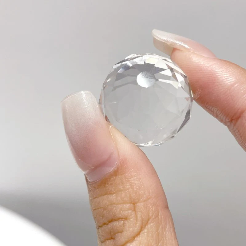 2cm/0.78In Clear Quartz Facet Cut Flash Sphere Wholesale - Image 5