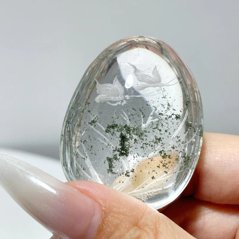 5 Pieces Butterfly Garden Quartz Inner Scene Carving - Image 3