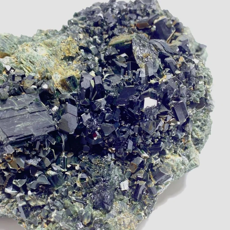 3 Pieces Raw Epidote Stone Specimen - Image 7