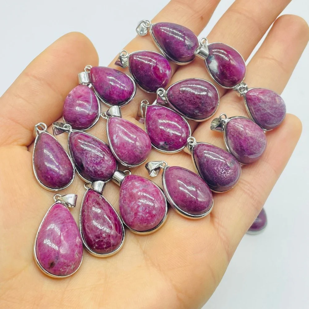 32 Pieces High Quality Ruby Zoisite Pendant Charm - Image 2