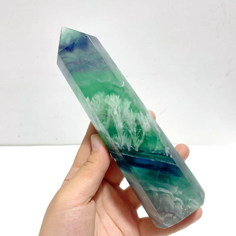 7 Pieces Large Feather Fluorite Tower Points - Image 2