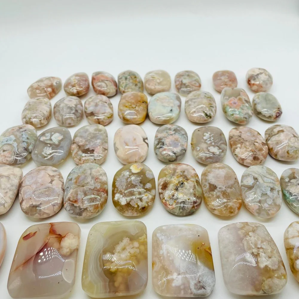 38Pieces High Quality Sakura Flower Agate Palm Stone - Image 3