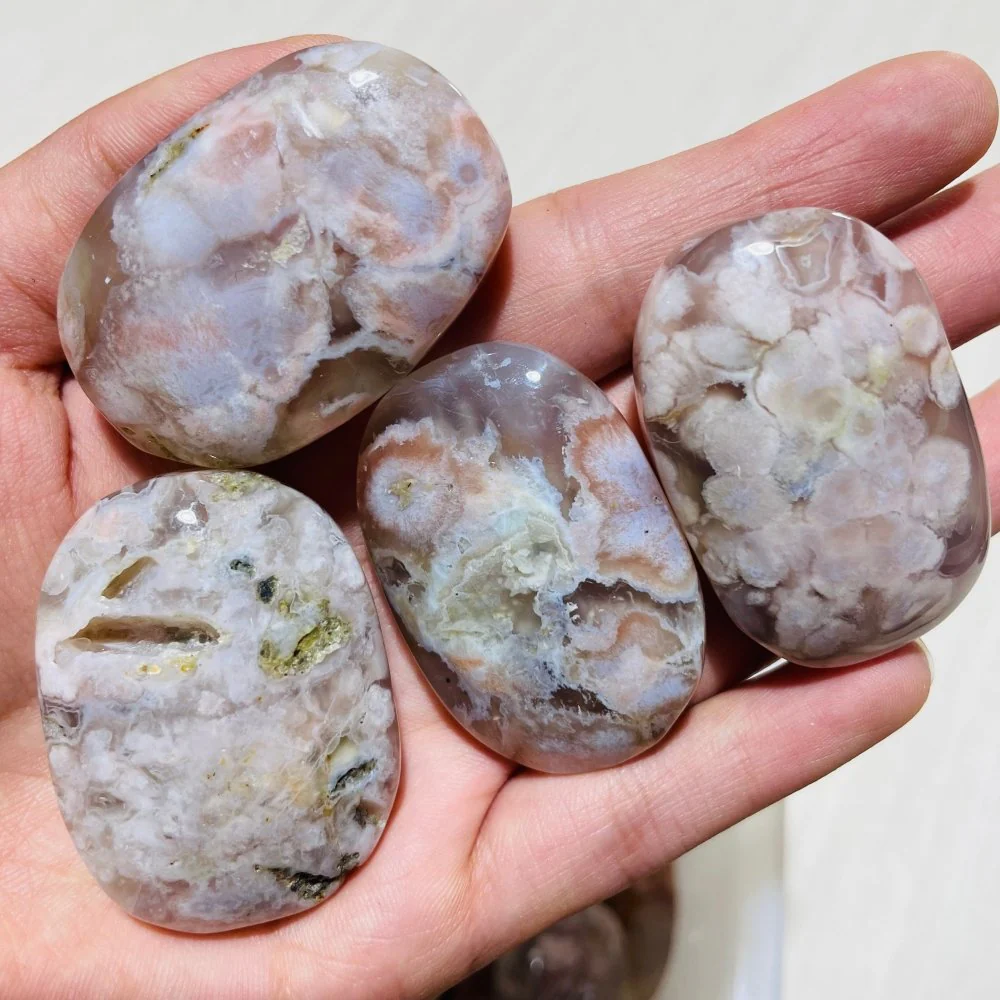 38Pieces High Quality Sakura Flower Agate Palm Stone - Image 5