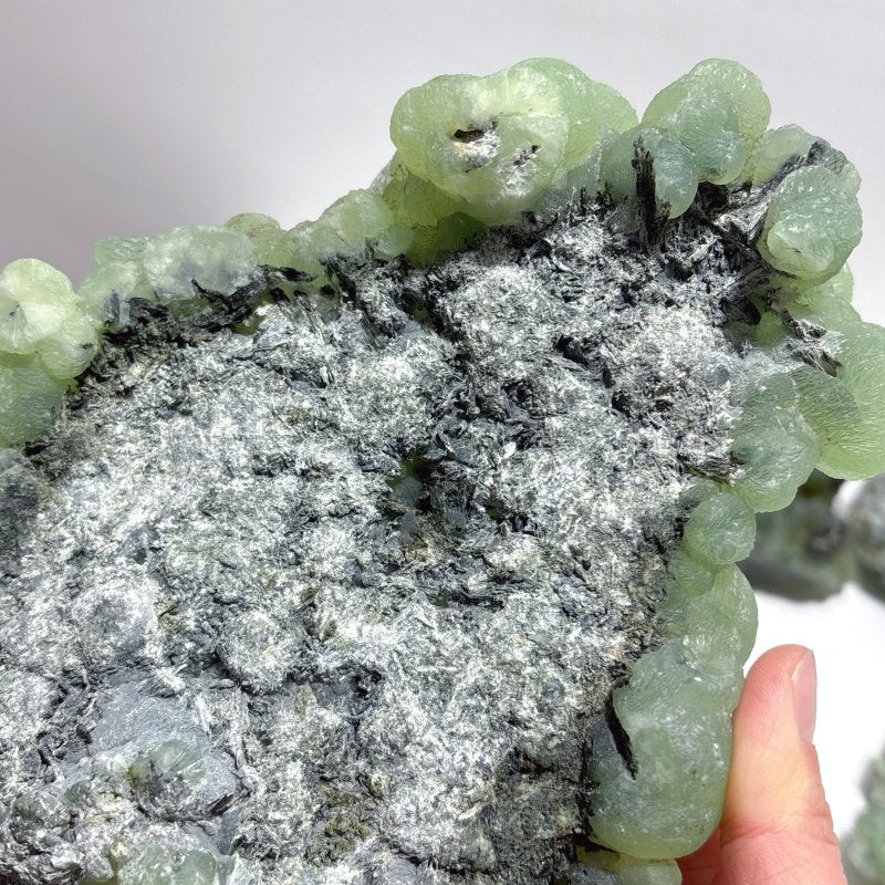 4 Pieces Beautiful Large Prehnite Stone Specimen - Image 6