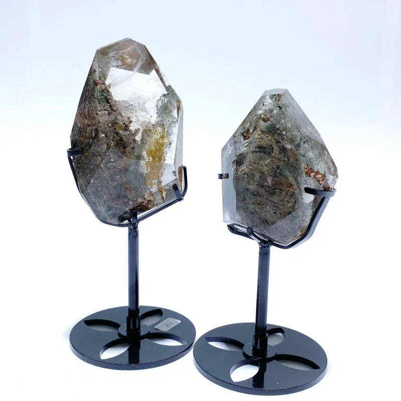 4 Pieces Garden Quartz Free Form With Stand - Image 2
