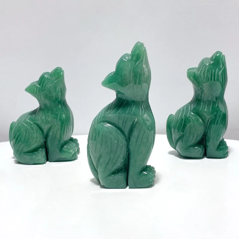 5 Pieces Green Aventurine Wolf Carving - Image 3