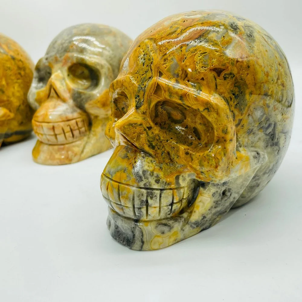 4 Pieces Large Crazy Agate Skull Carving - Image 5