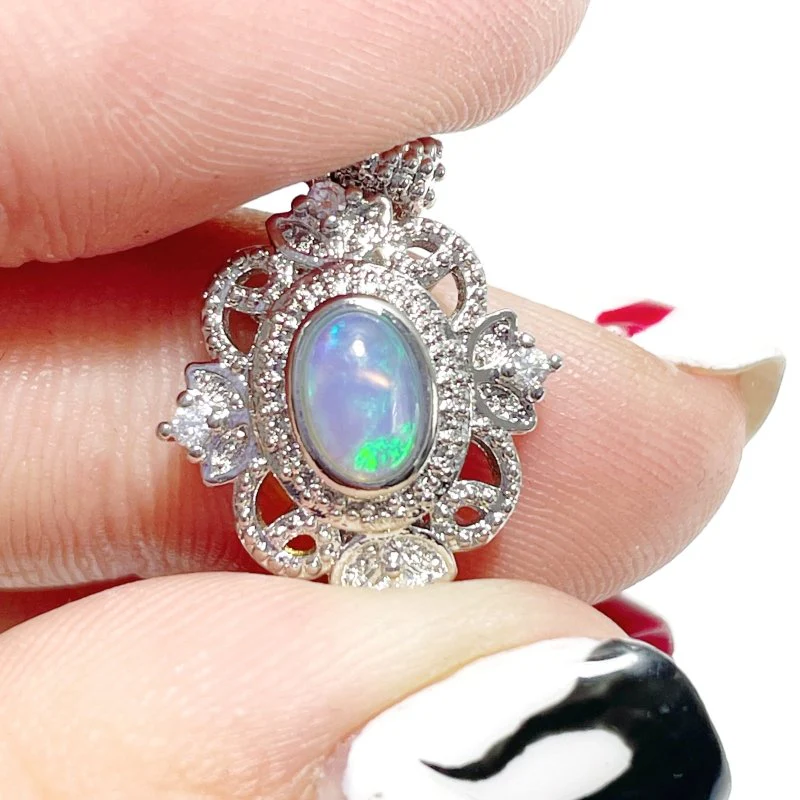 4 Types Natural Opal Crystal Pendant Wholesale - Image 9