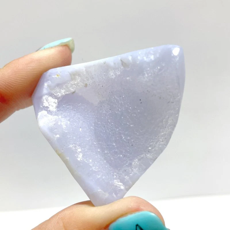 70 Pieces Blue Chalcedony Geode Free Form - Image 2