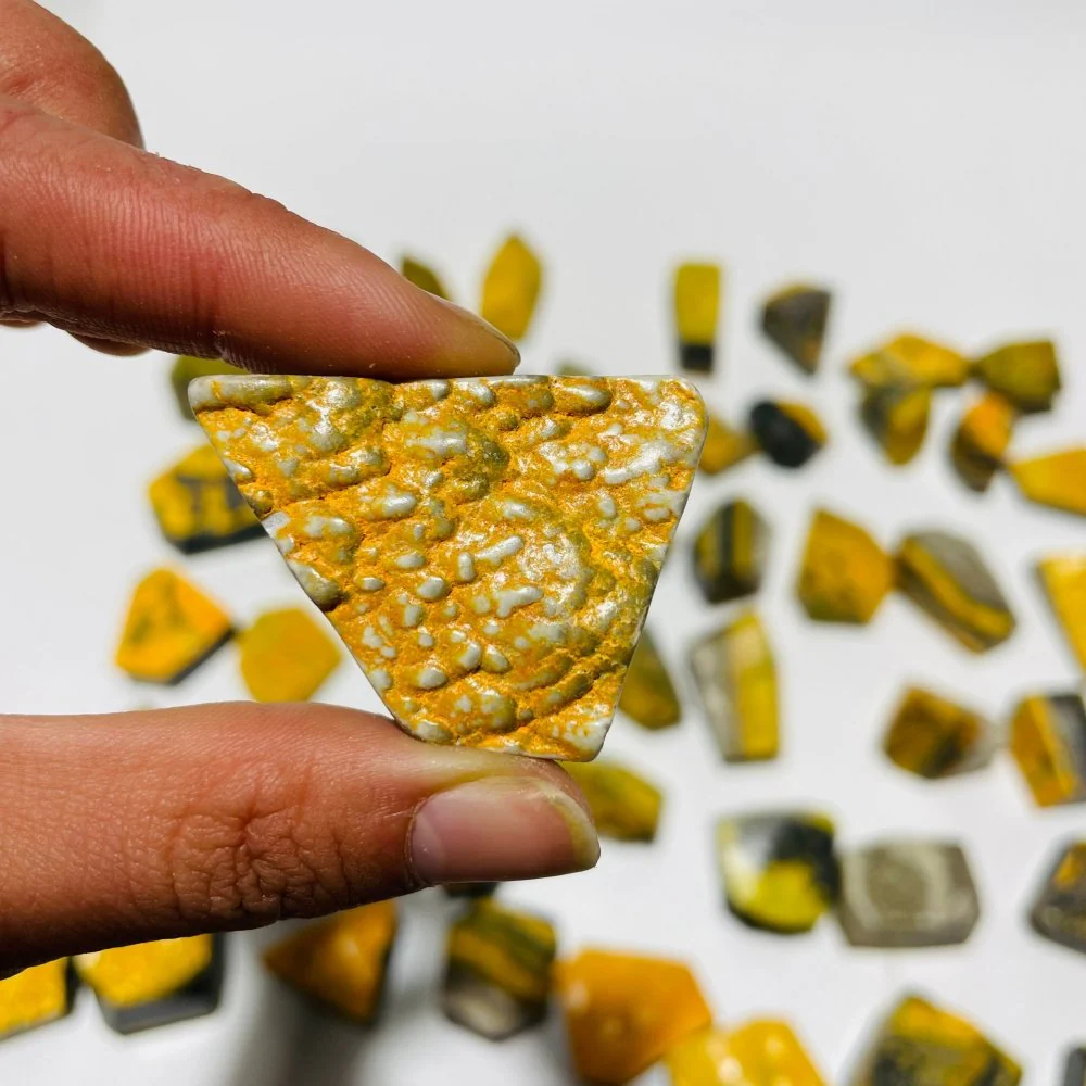 51 Pieces Natural Bumble Bee Stone Jasper Free Form - Image 6