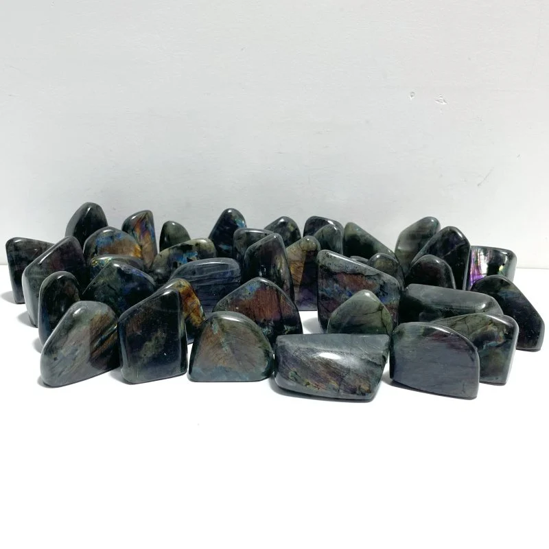 37 Pieces High Quality Polished Labradorite Free Form - Image 5